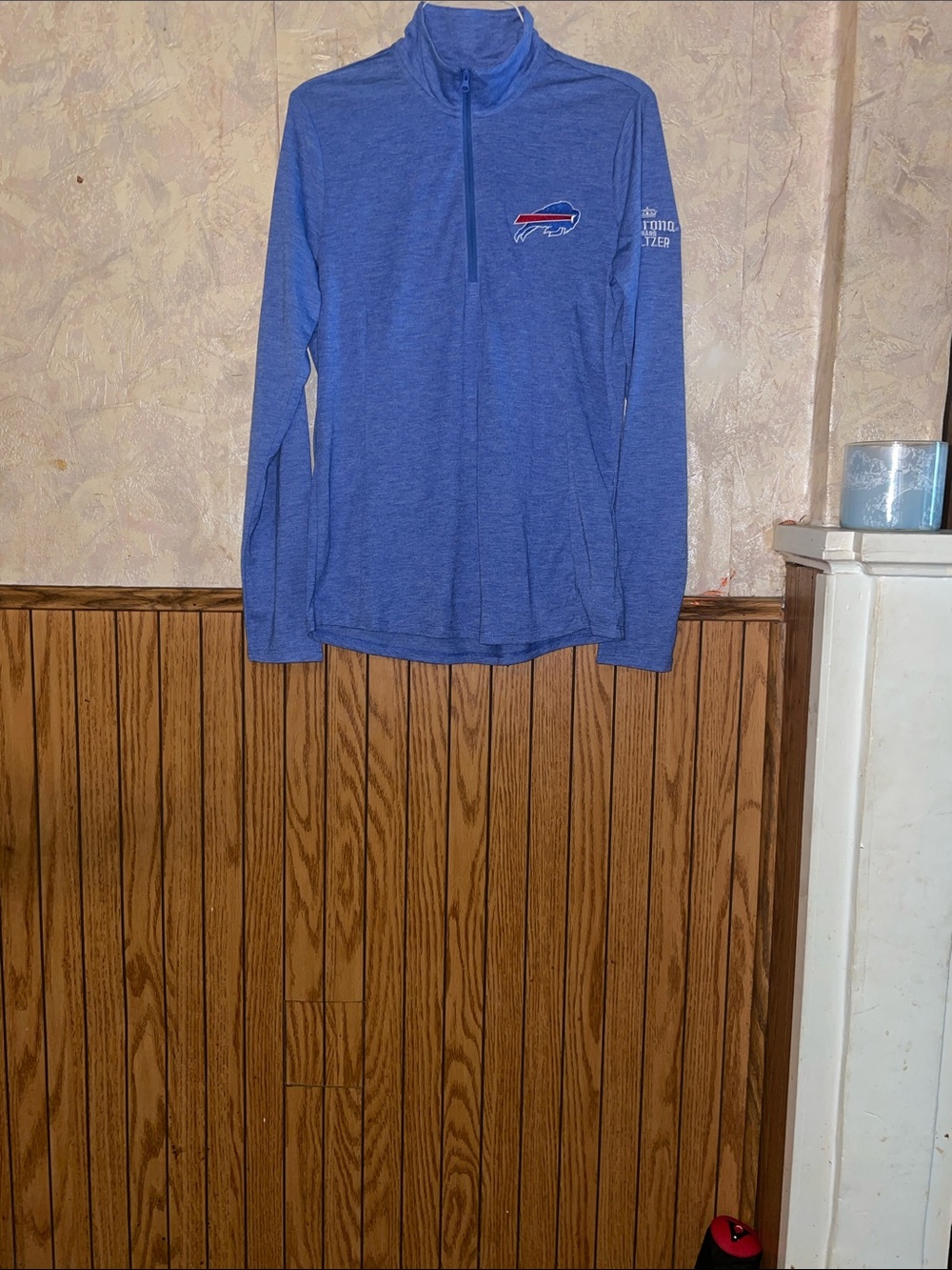 Blue buffalo bills sport-Tex pull over (M)